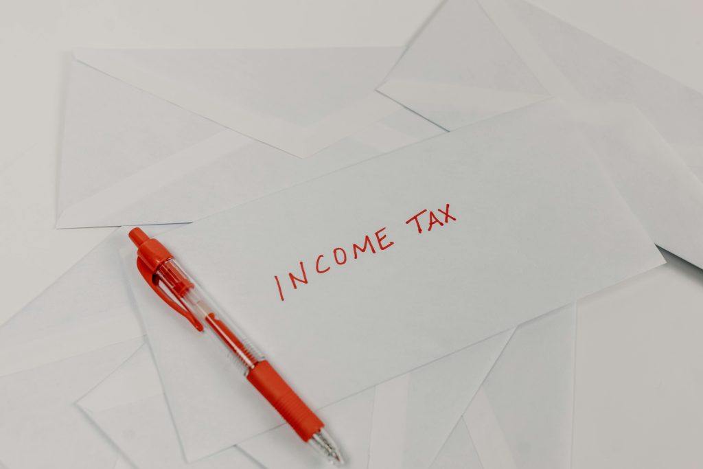 Income tax return filing services in Delhi by certified consultants